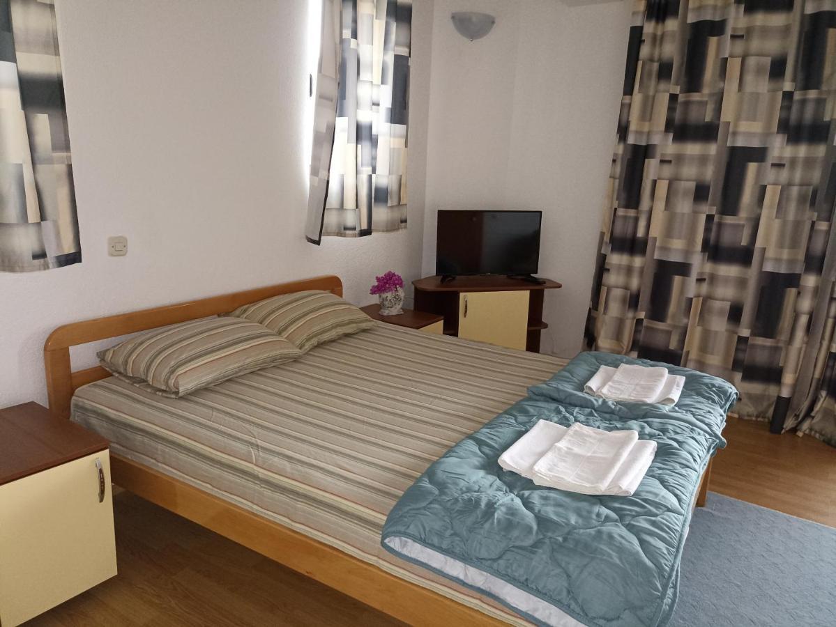 Vila Sara Ochryda Zewnętrze zdjęcie
