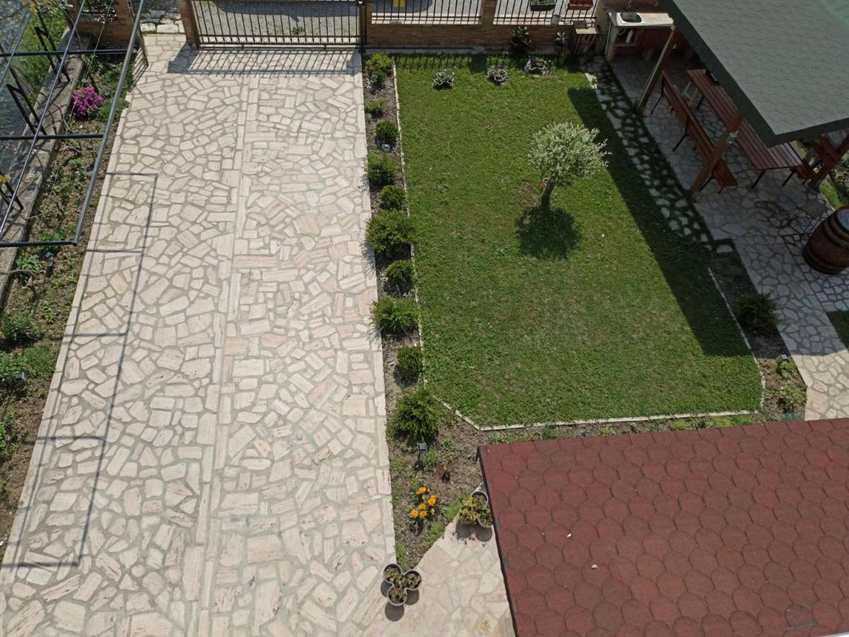 Vila Sara Ochryda Zewnętrze zdjęcie
